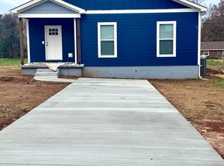 341 Vanderbilt St, Florence, AL 35630