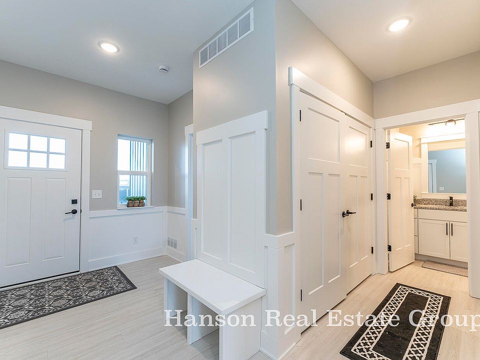 1425 Center Hill Rd SE Lowell MI Zillow