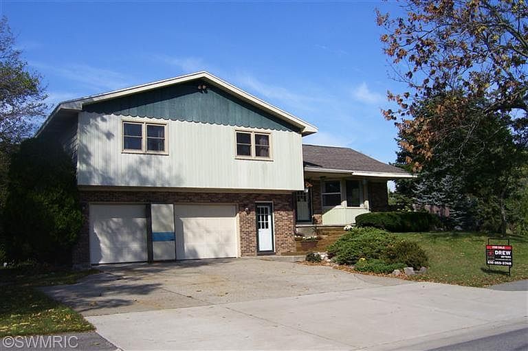 1st image of 2105 104th Ave