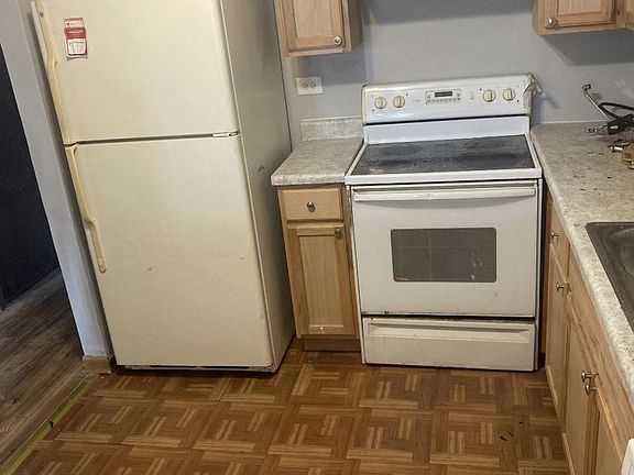 3rd image of 1531 N Winslowe Dr #1B