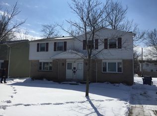 187 Glenhaven Dr #RIGHT, Amherst, NY 14228