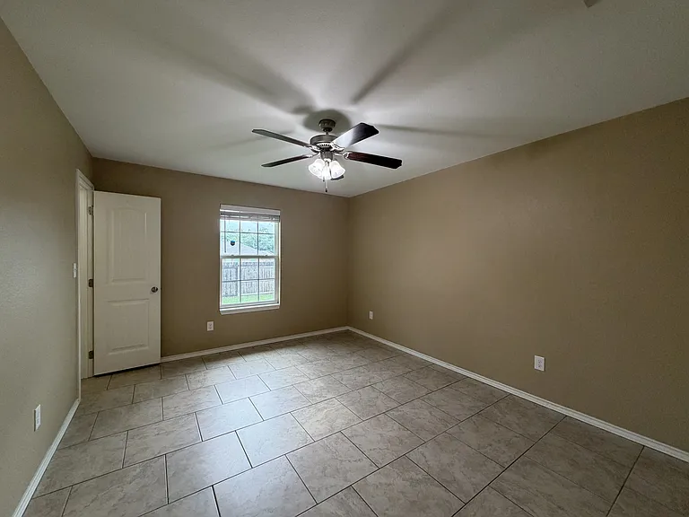 1221 Kirby St #6 — Photo 17
