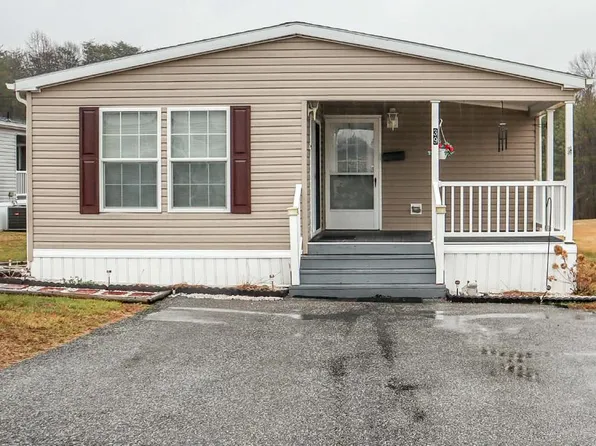 39 Queen Eleanor Dr, Elkton, MD 21921