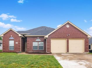 3014 Canary Ln, Midlothian, TX 76065