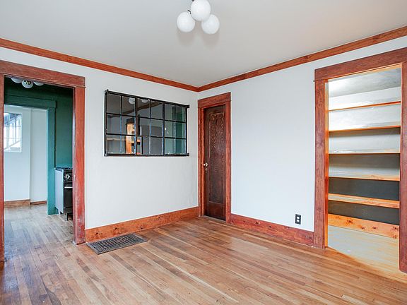 2nd image of 5081 1/2 Montezuma St