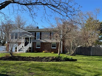 5 Humming Lane, Coram, NY, 11727