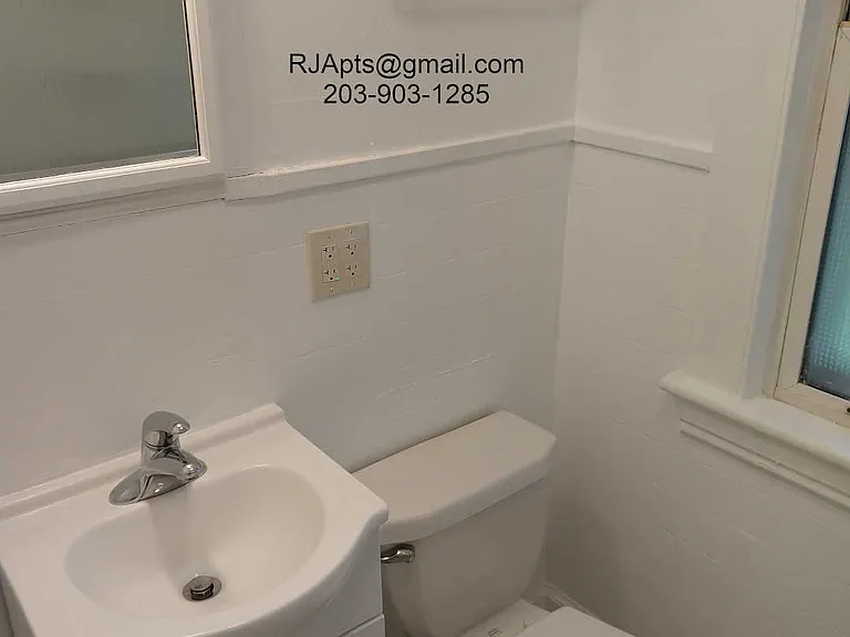 97 Loomis St #1 — Photo 3