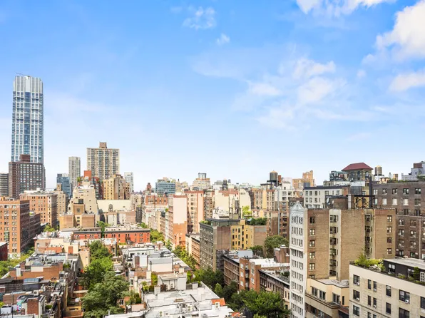 101 Central Park West image 20 of 26