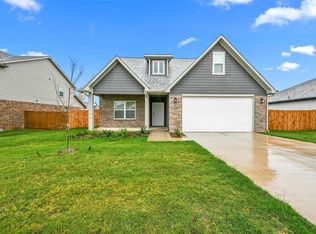 813 Feather Edge Dr, Springtown, TX 76082