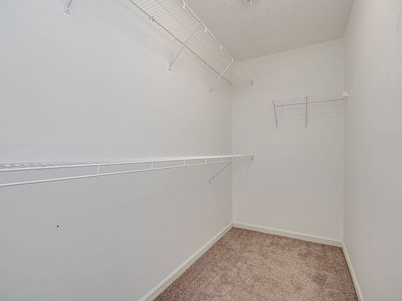 4th image of 3594 Armada Dr