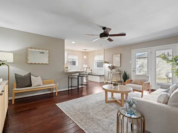 10631 Larchfield Ln, Dallas, TX 75238