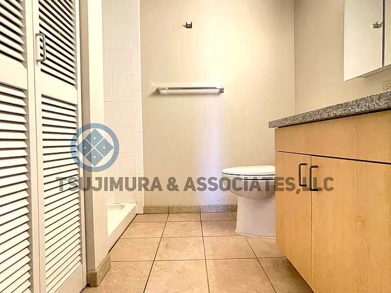 1315 Kalakaua Ave #1004 — Photo 6
