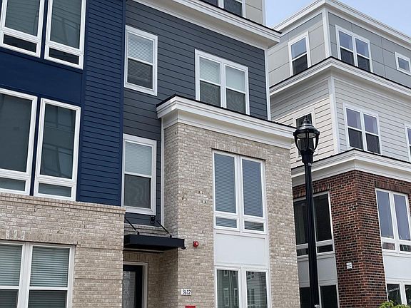 2nd image of 3612 Farr Ave