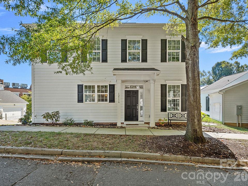 1st image of 12116 Memory Ln