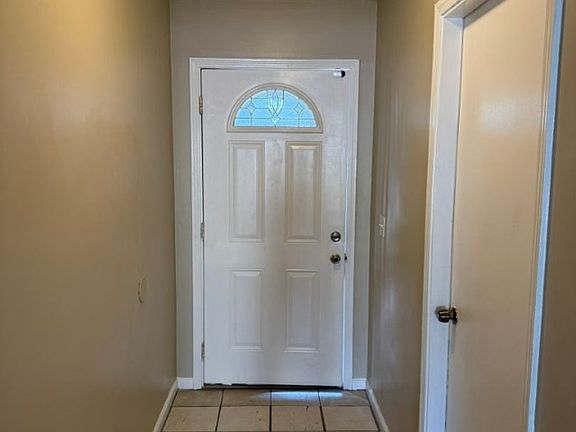 5th image of 2654 Hidden Village Dr