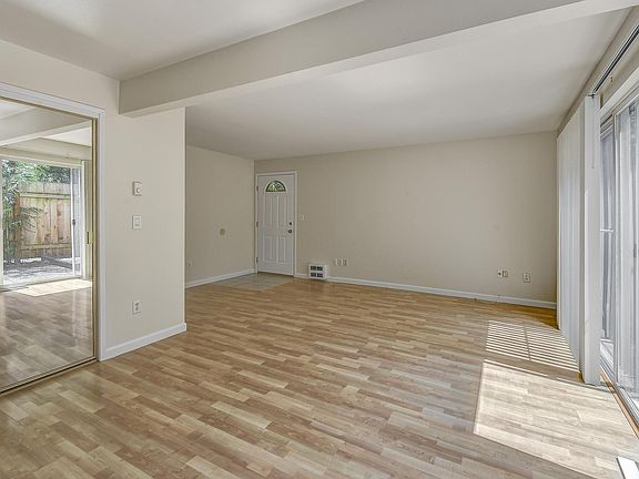 4th image of 12241 SE 59th St APT 96