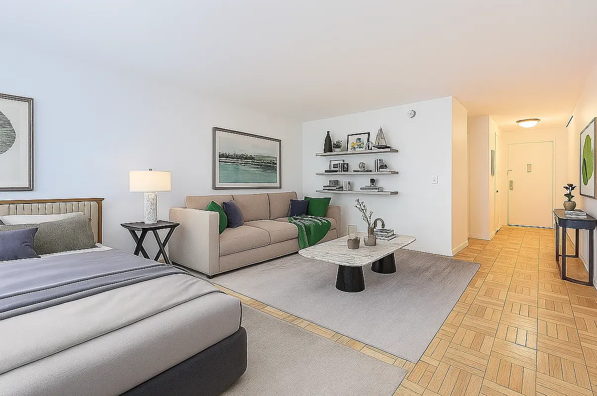 330 East 46th Street — Photo 3