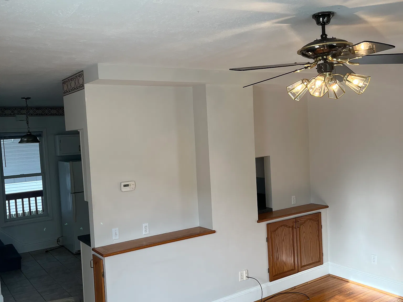 2 bed, 1200 sqft, $1,000 — Photo 3