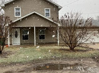 410 Dixon St, Streator, IL 61364