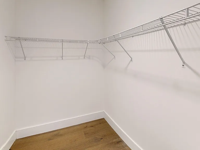 214 Market St #203D — Photo 9