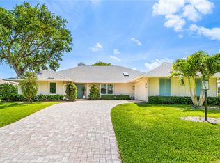 1495 Shorelands Dr E, Vero Beach, FL 32963