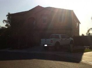 6957 W Robinwood Ln, Fresno, CA 93723