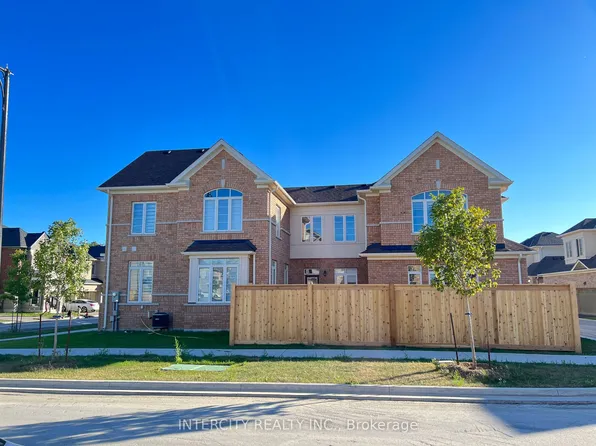 26 Block Rd, Brampton, ON L7A 5B2