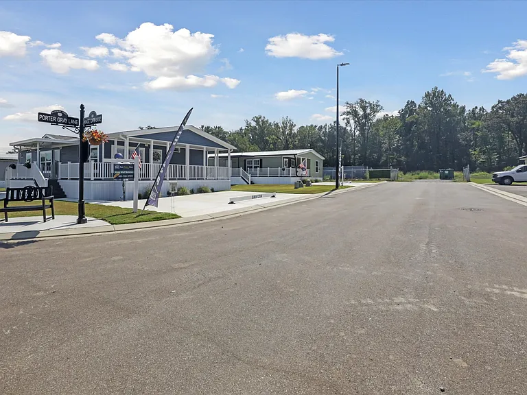 River Bluff Estates — Photo 33