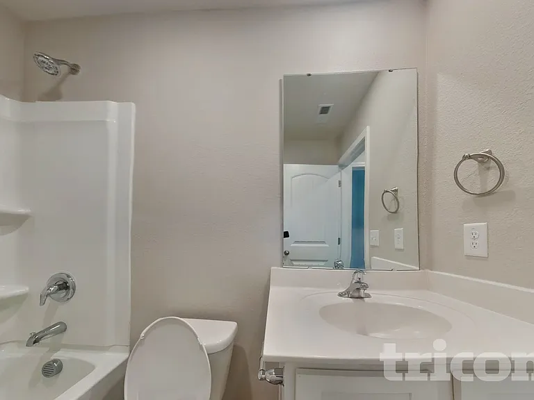 4605 Hazelburn Dr — Photo 13