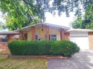 8405 Rena Ct, Hazelwood, MO 63042