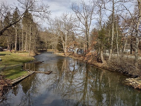 4th image of 138 Goldenrod Ln