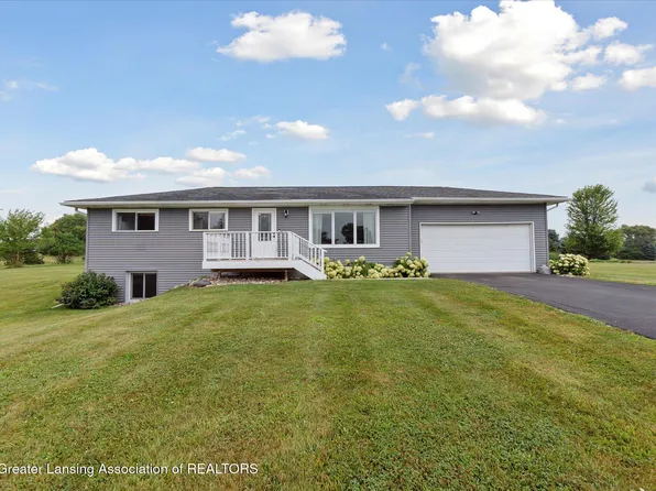 2150 W Parks Rd, Saint Johns, MI 48879