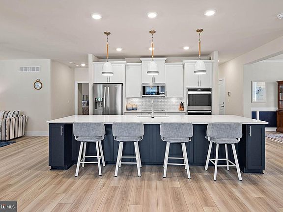3rd image of 18565 Emerson Way