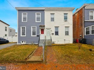 216 9th St, Upland, PA 19015