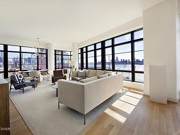 2nd image of 150 Charles St #12A