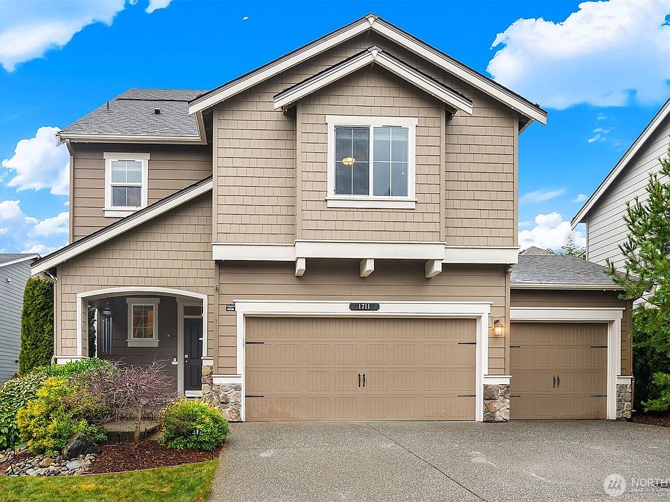 1st image of 1711 98th Avenue SE