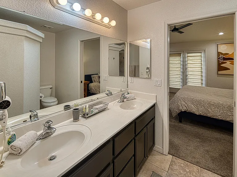 1781 Cabana Dr — Photo 8