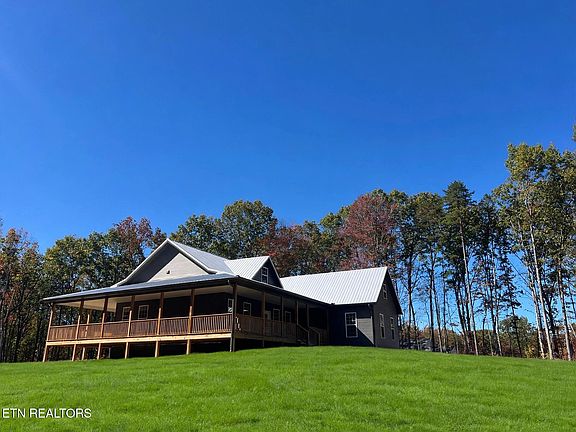 5th image of 1230 Darrow Ridge Rd