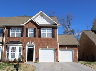 4900 Briar Rock Ln, Knoxville, TN 37920