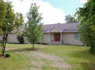 9919 Arnold Dr, Dexter, MI