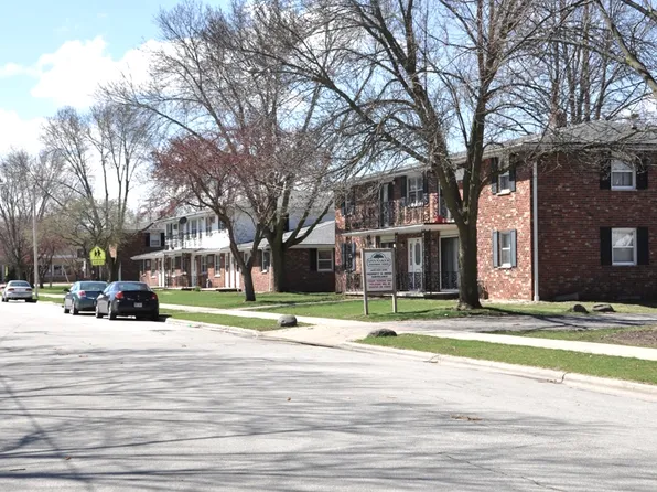 523 Spinnaker Ln, Green Bay, WI