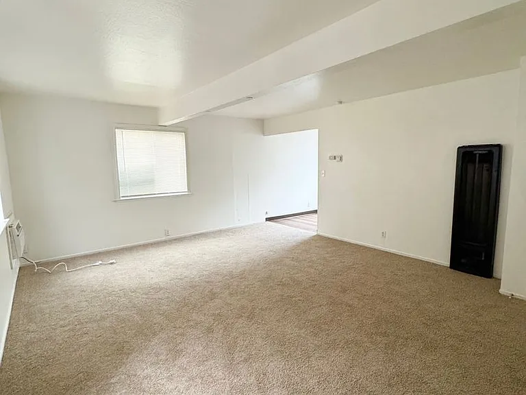 1060 South St — Photo 2