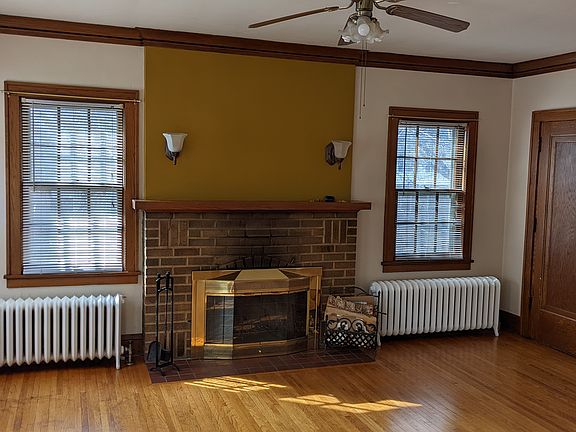 Living room with fireplace