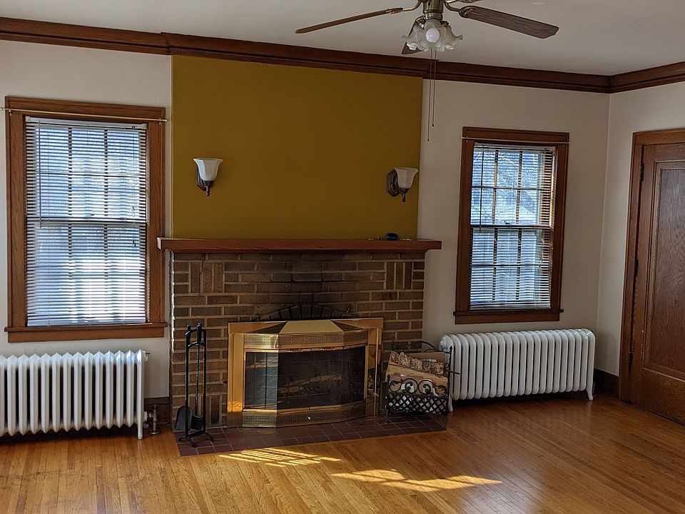 Living room with fireplace
