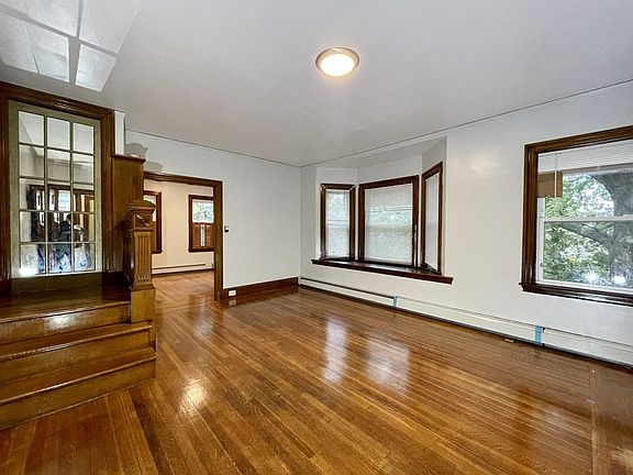 4th image of 17 Winthrop Ave #2