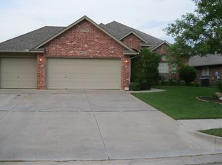 12524 S Youngs Pl, Oklahoma City, OK 73170