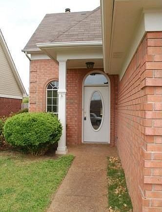 4th image of 8640 N Ashley Glen Cir