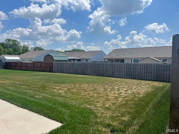4th image of 3115 Tanager Dr