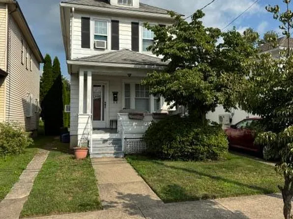 1492 Murray St, Forty Fort, PA 18704