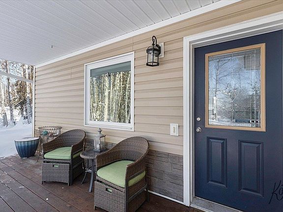 3rd image of 454 Hillside Dr